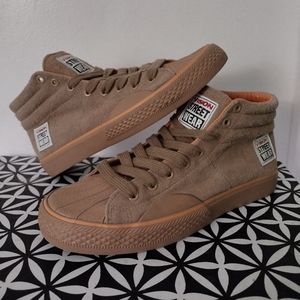 Vision Street Wear Tan Suede Skateboard Shoes NEW
